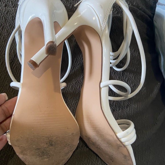 White heels - Steve Madden - Picture 2 of 3